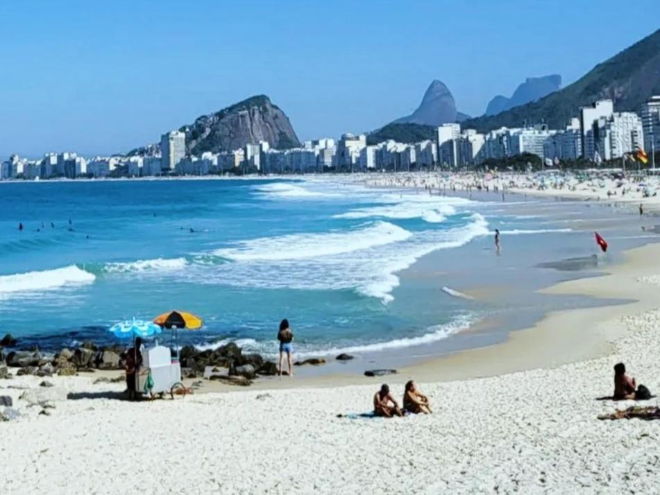 Flat Copacabana Pe Na Areia ริโอเดจาเนโร ภายนอก รูปภาพ